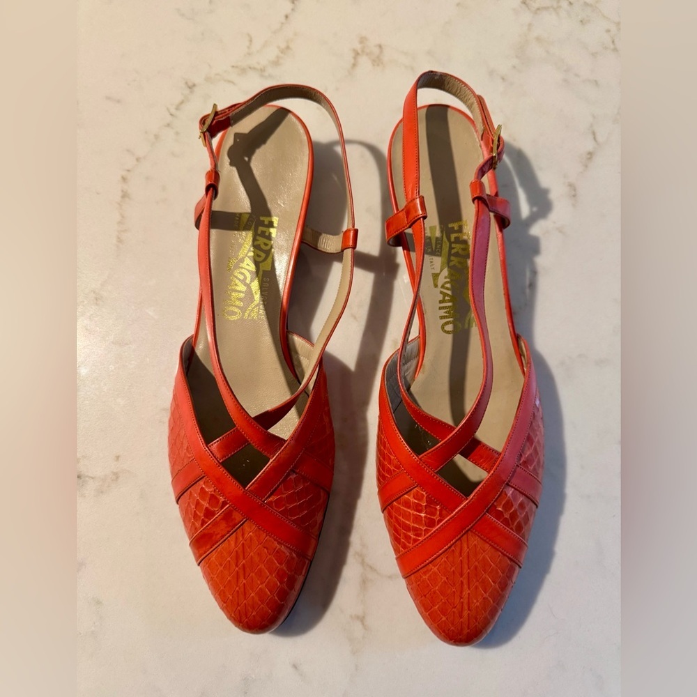 Vintage Ferragamo Orange/Red Strappy Slingback Sandals Size 11AAA (Narrow)